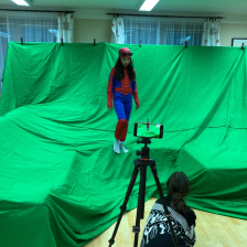 4.	Děvčata z Dd Nová Ves u Chotěboře se učí užívat techniku green screen